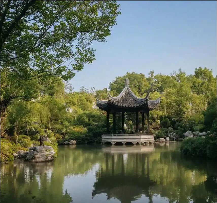 高州平庸餐饮有限公司